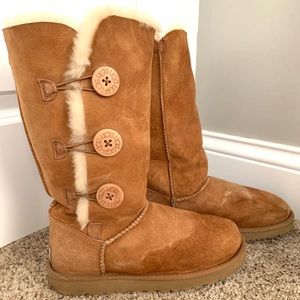 UGG Bailey Button Triplet II Boot